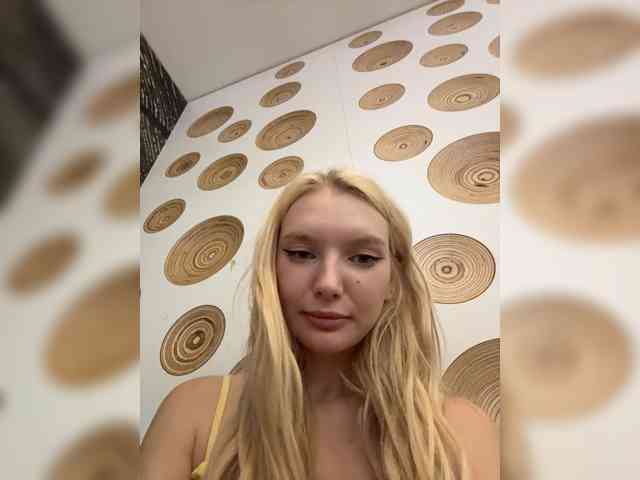 AmmyAlexInPublic