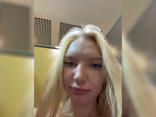 AmmyAlexInPublic