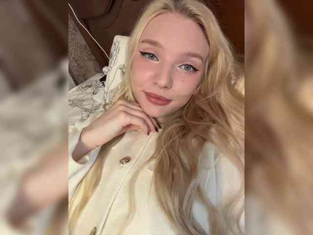 AmmyAlexInPublic