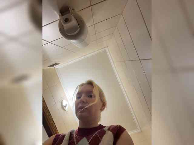 AmmmyInPublic