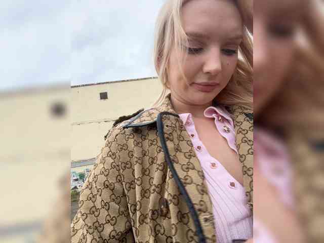 AmmyAlexInPublic