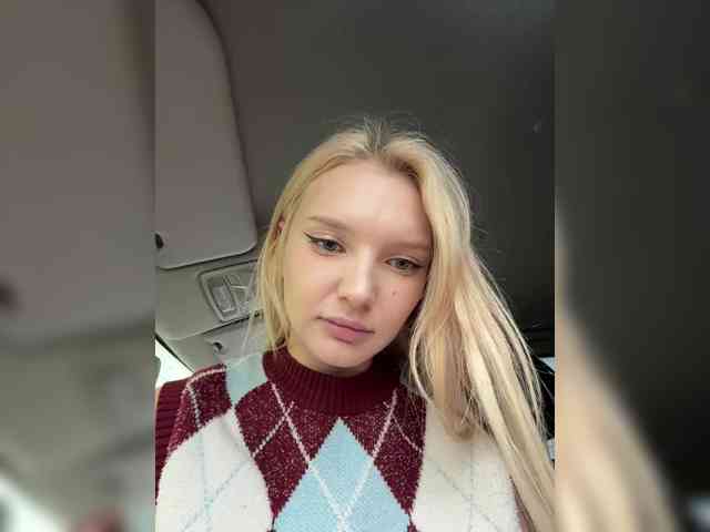 AmmyAlexInPublic