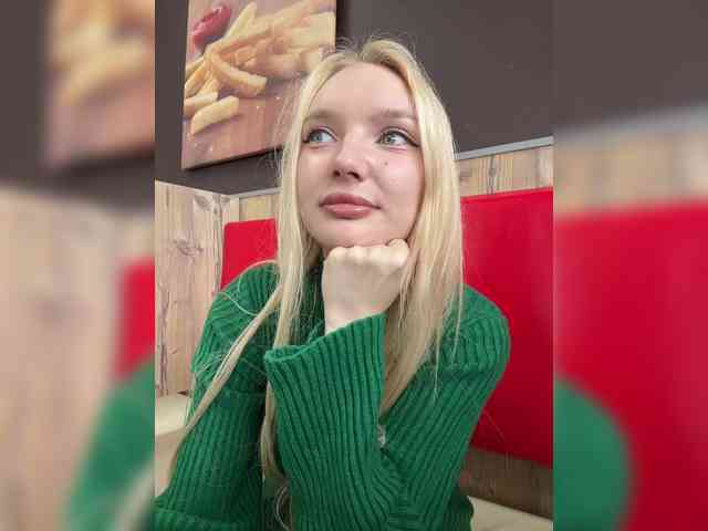 AmmyAlexInPublic webcam