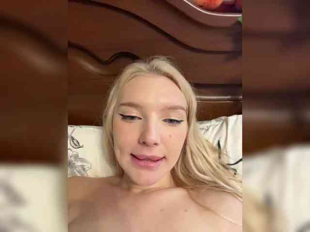 AmmyAlexInPublic