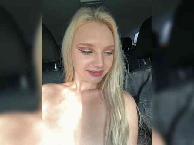 AmmyAlexInPublic