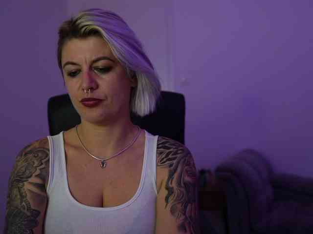 MilFjessy18 MilFjessy18