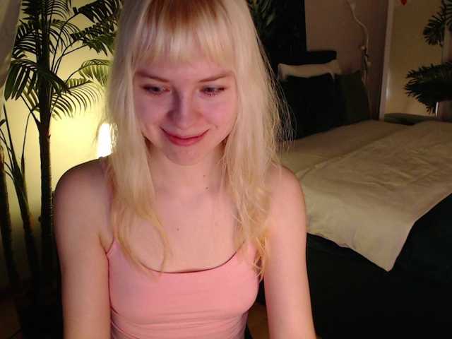 HannahHolliss live cam on BongaCams