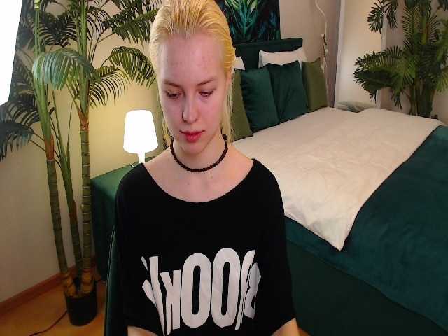 HannahHolliss live cam on BongaCams