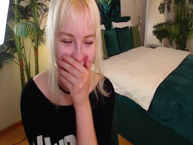 HannahHolliss live cam on BongaCams