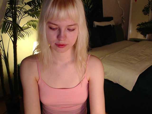 HannahHolliss live cam on BongaCams
