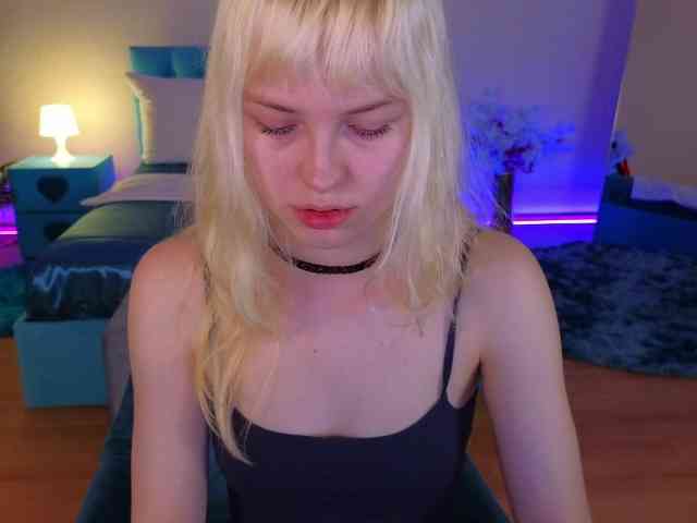 HannahHolliss webcam