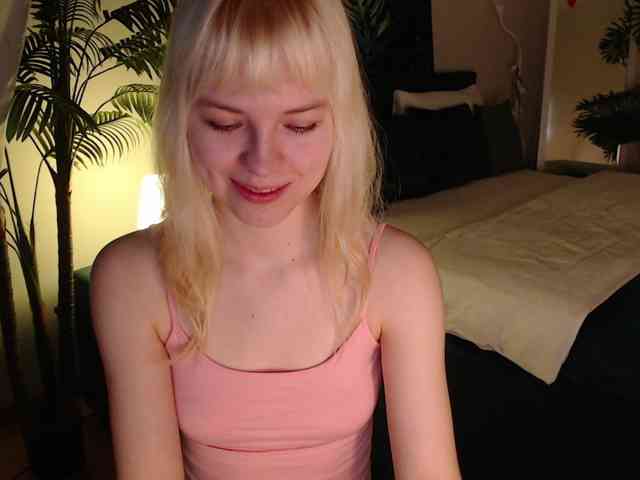 HannahHolliss webcam