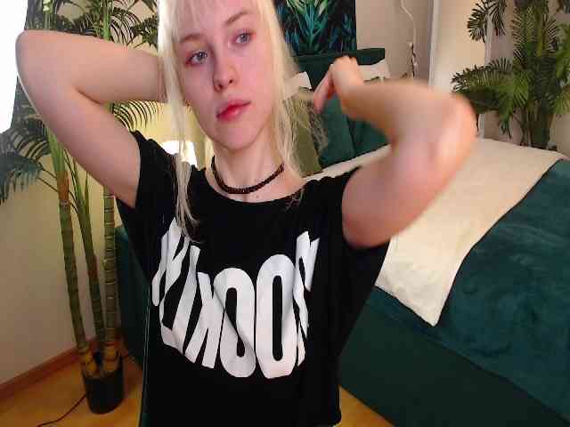 HannahHolliss webcam