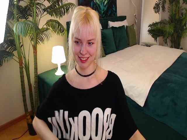 HannahHolliss webcam