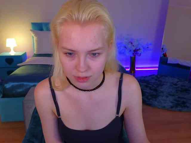 HannahHolliss webcam