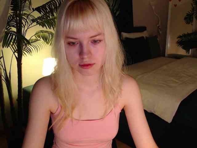 HannahHolliss webcam