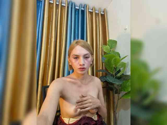 Cassandra2 Live Webcam on BongaCams