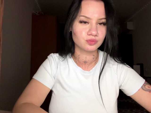 AvaLanchie live cam on BongaCams