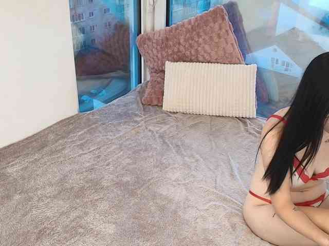 Model: SlimMia