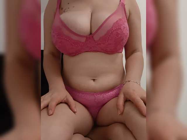 PrivateFantasy03 live cam on BongaCams
