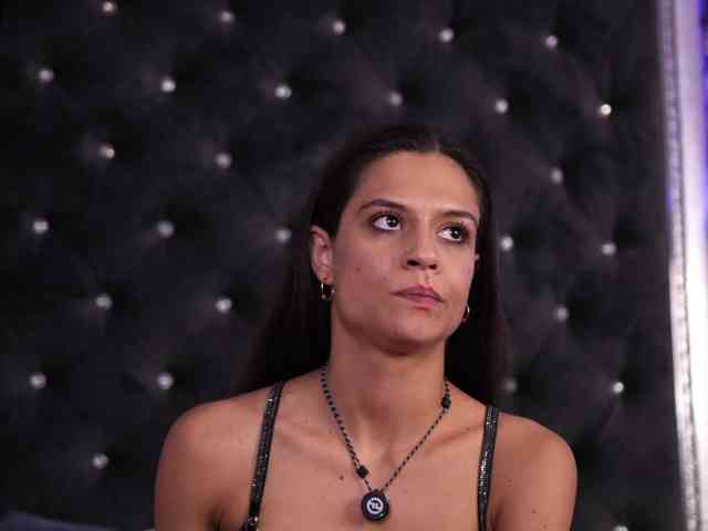 vanesajames