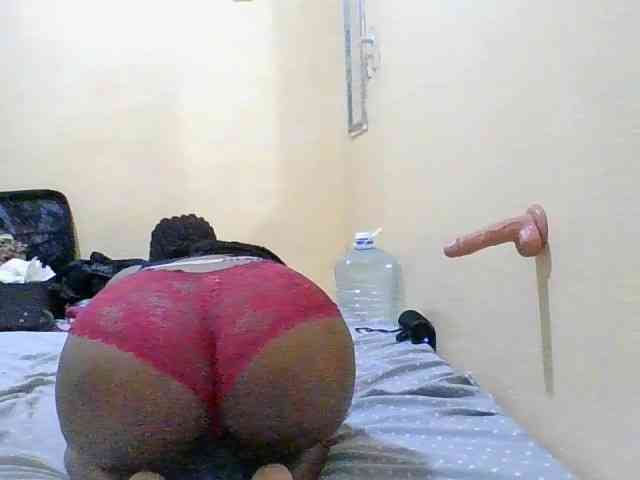 Sex-booby webcam