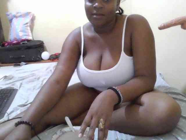 Sex-booby webcam