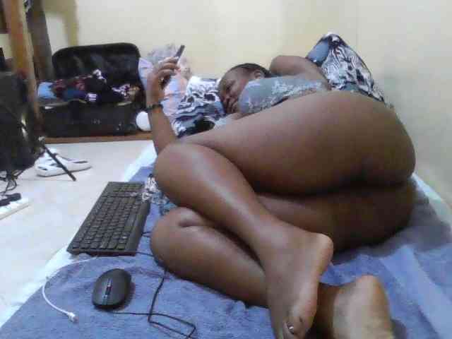 Sex-booby webcam