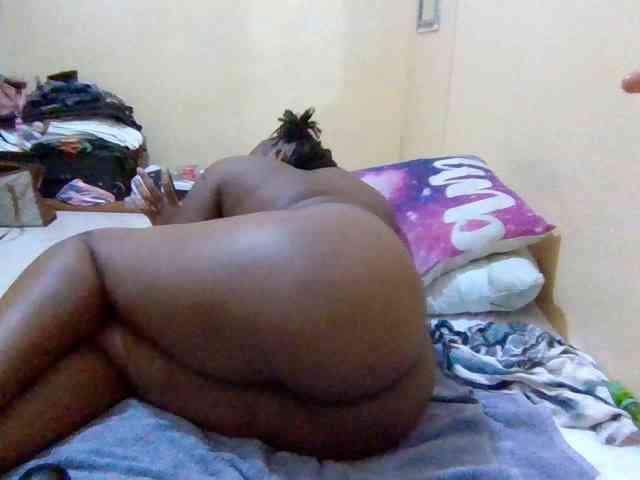 Sex-booby webcam