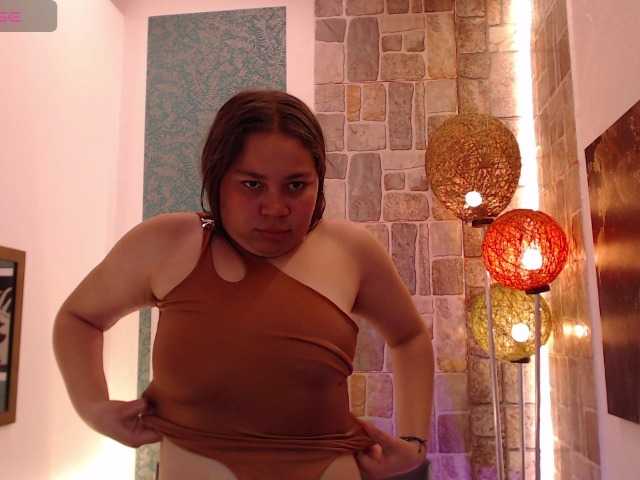 Lunna-bortf live cam on BongaCams