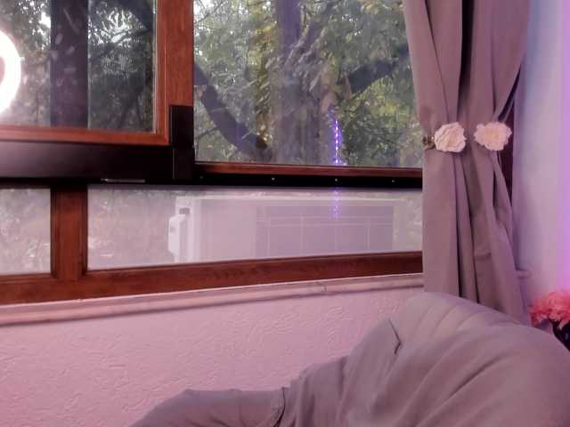 elinaskyy live cam on BongaCams
