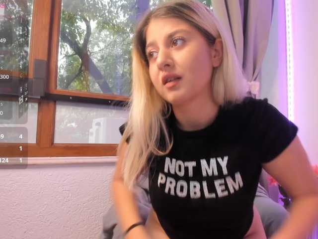elinaskyy live cam on BongaCams