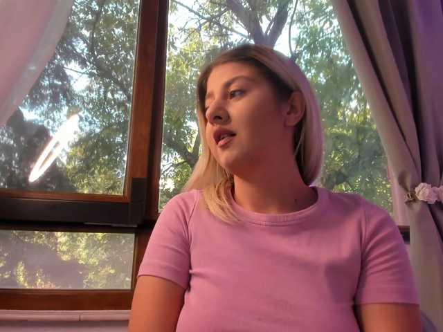 elinaskyy live cam on BongaCams