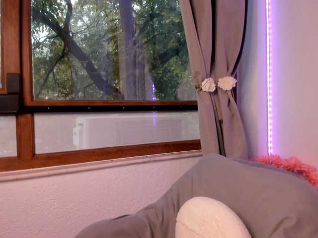 elinaskyy live cam on BongaCams