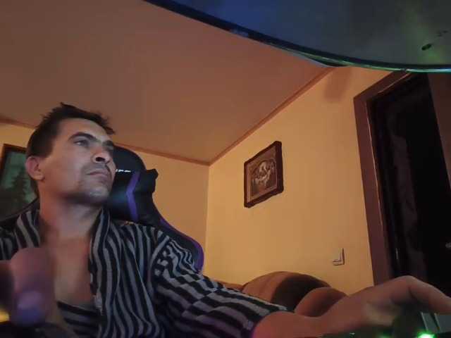blueyesmax69