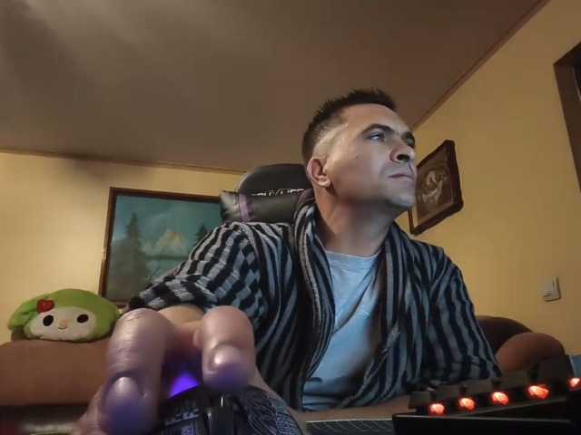 blueyesmax69