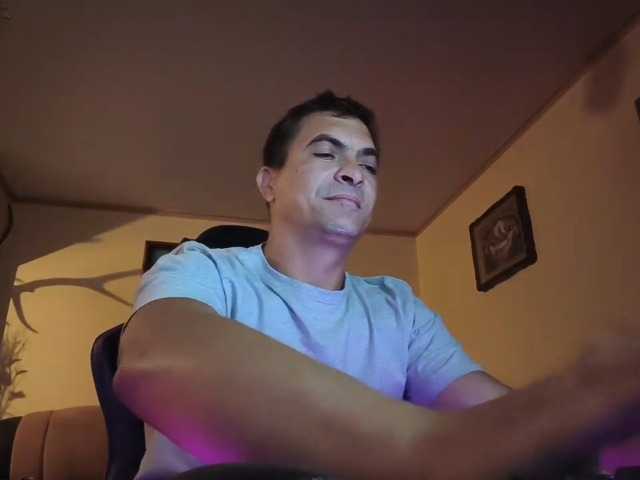 blueyesmax69