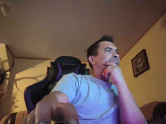 blueyesmax69