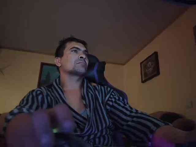 blueyesmax69 blueyesmax69