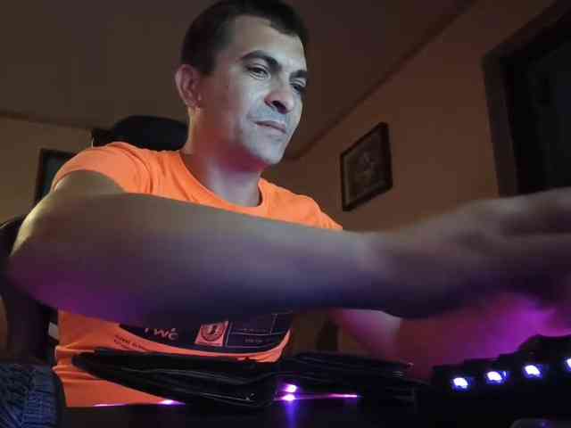 blueyesmax69