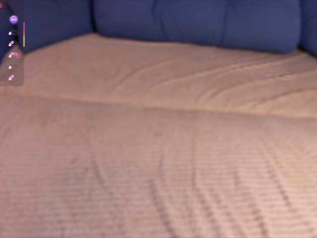 shy-whore- live cam on BongaCams