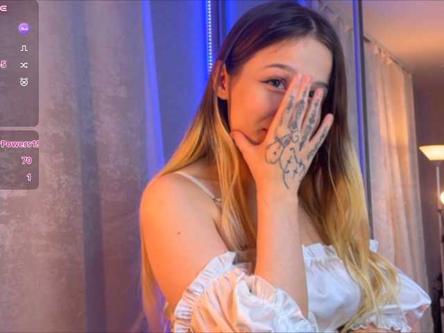 shy-whore- live cam on BongaCams