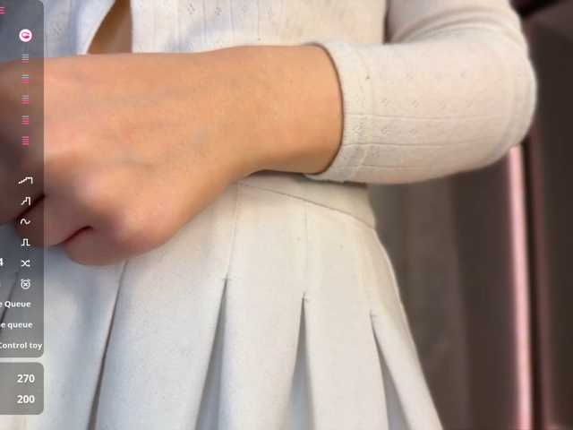 shy-whore- live cam