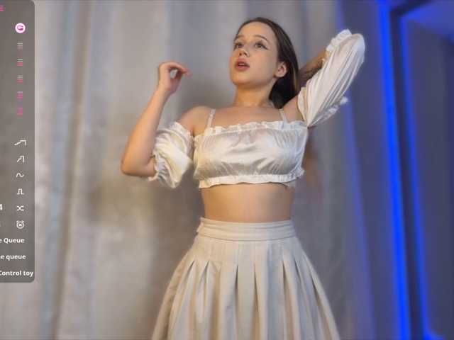 shy-whore- live cam on BongaCams
