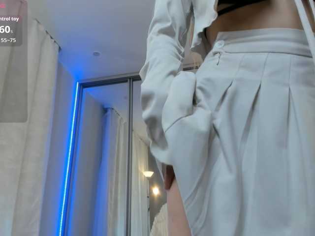 shy-whore- live cam on BongaCams