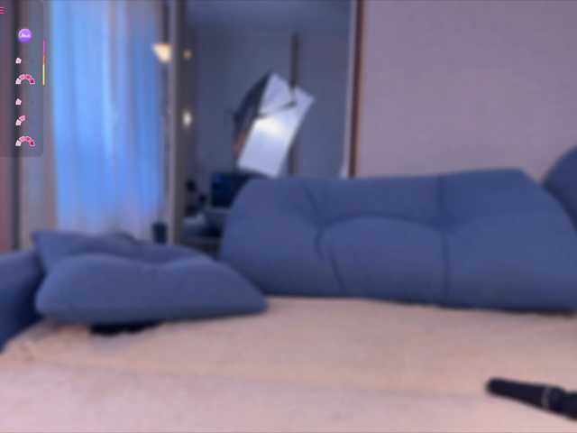 shy-whore- live cam on BongaCams