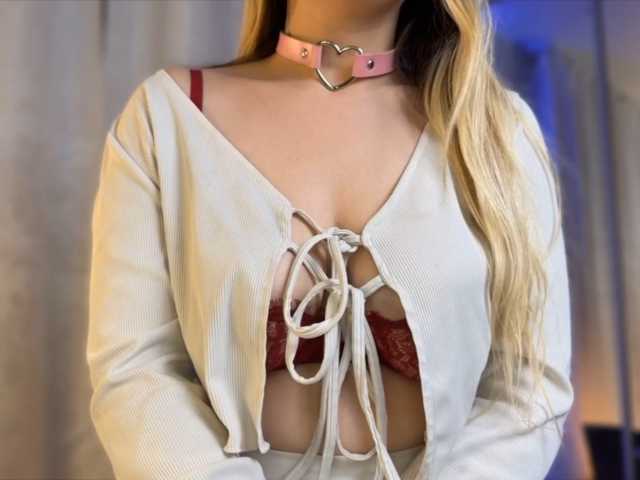 shy-whore- live cam on BongaCams