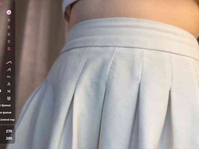 shy-whore- live female cam on bongacams
