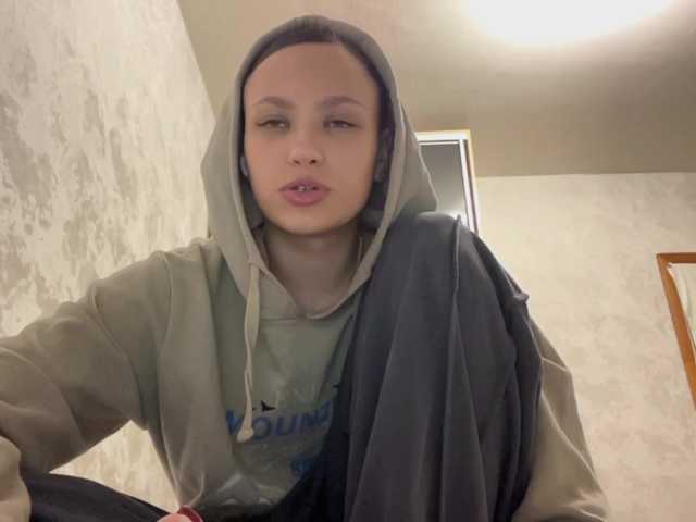 RenayBellair live cam on BongaCams