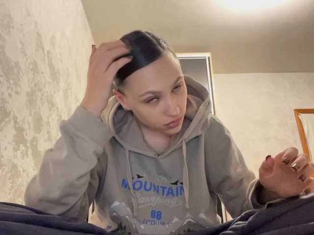 RenayBellair live cam on BongaCams